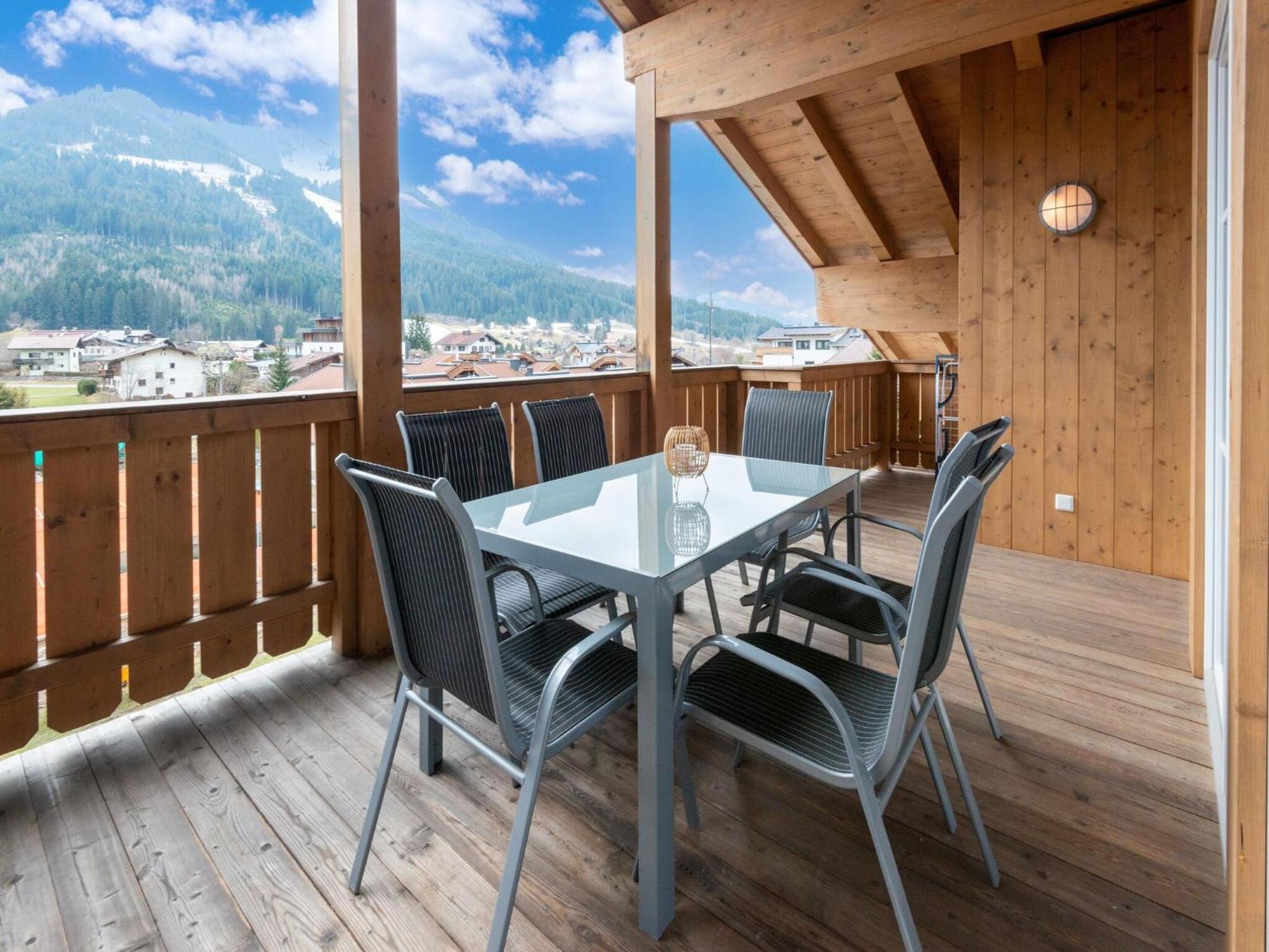 ブリクセン イン ターレLuxury Penthouse With Balcony Ski Storage Carport Liftアパートメント エクステリア 写真