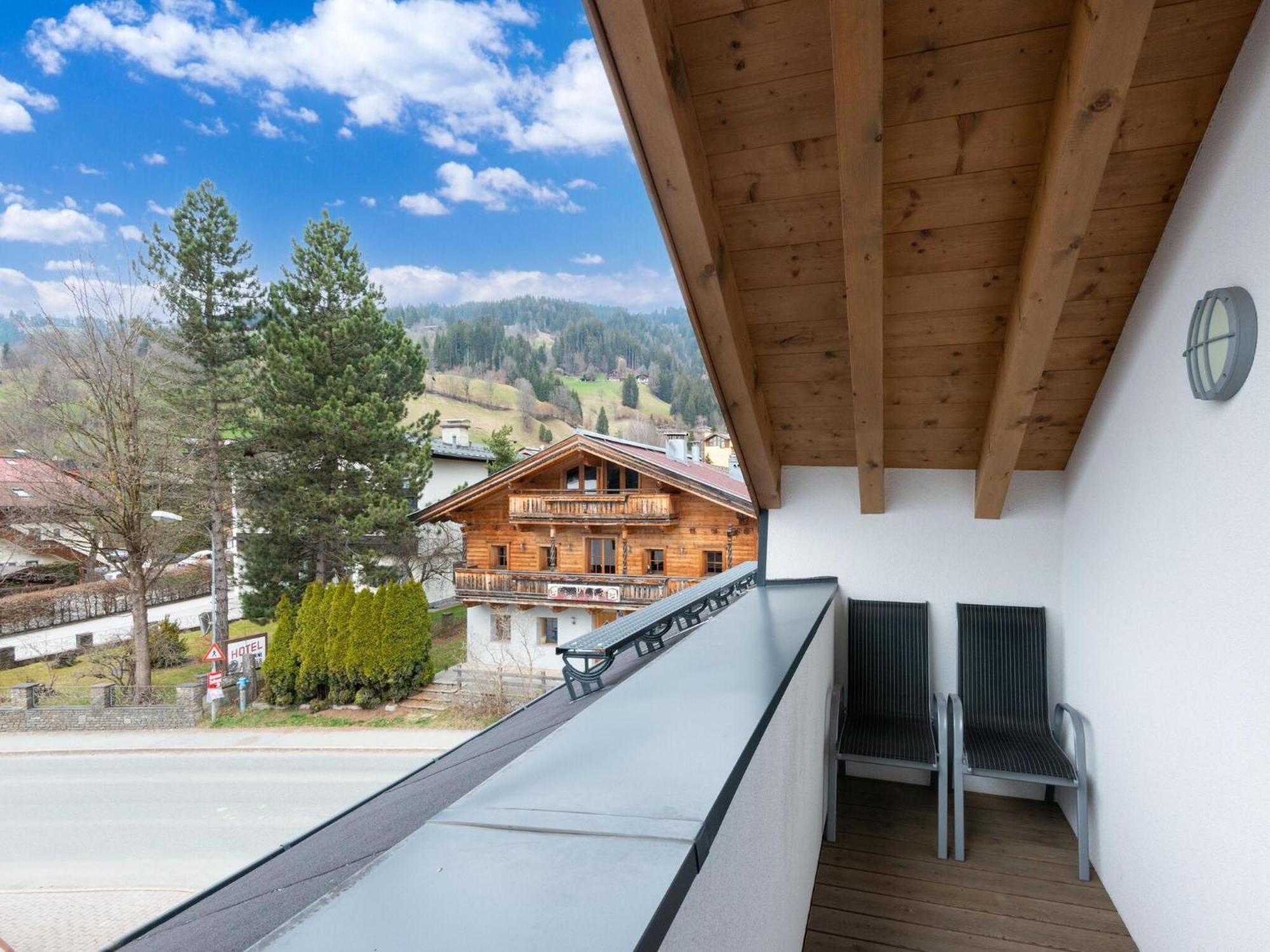 ブリクセン イン ターレLuxury Penthouse With Balcony Ski Storage Carport Liftアパートメント エクステリア 写真