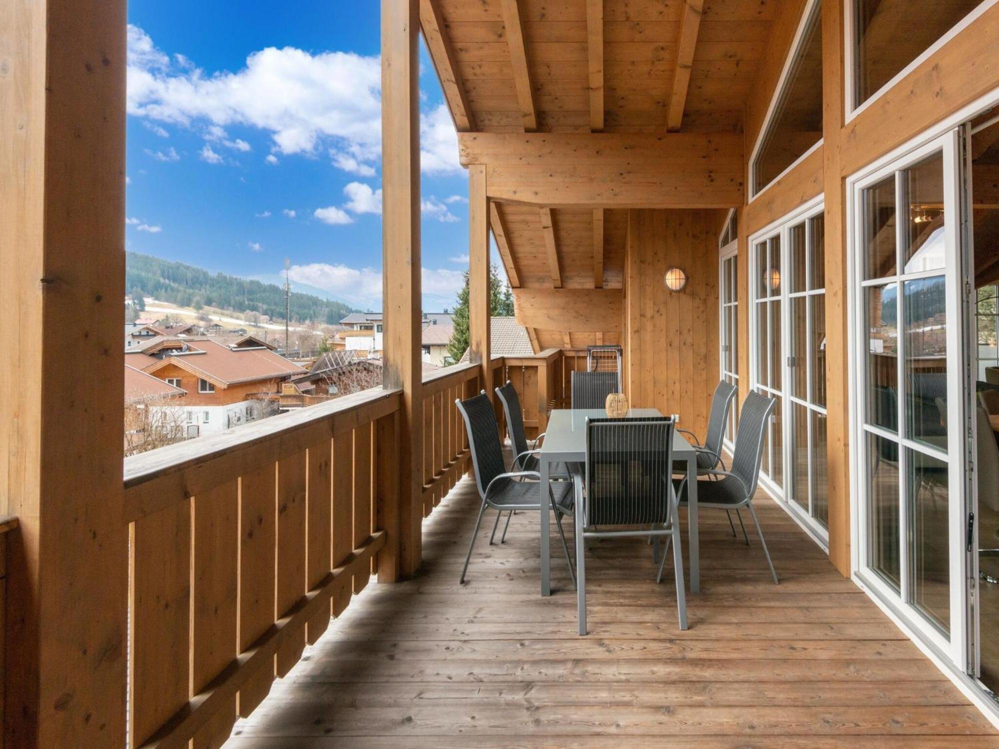 ブリクセン イン ターレLuxury Penthouse With Balcony Ski Storage Carport Liftアパートメント エクステリア 写真