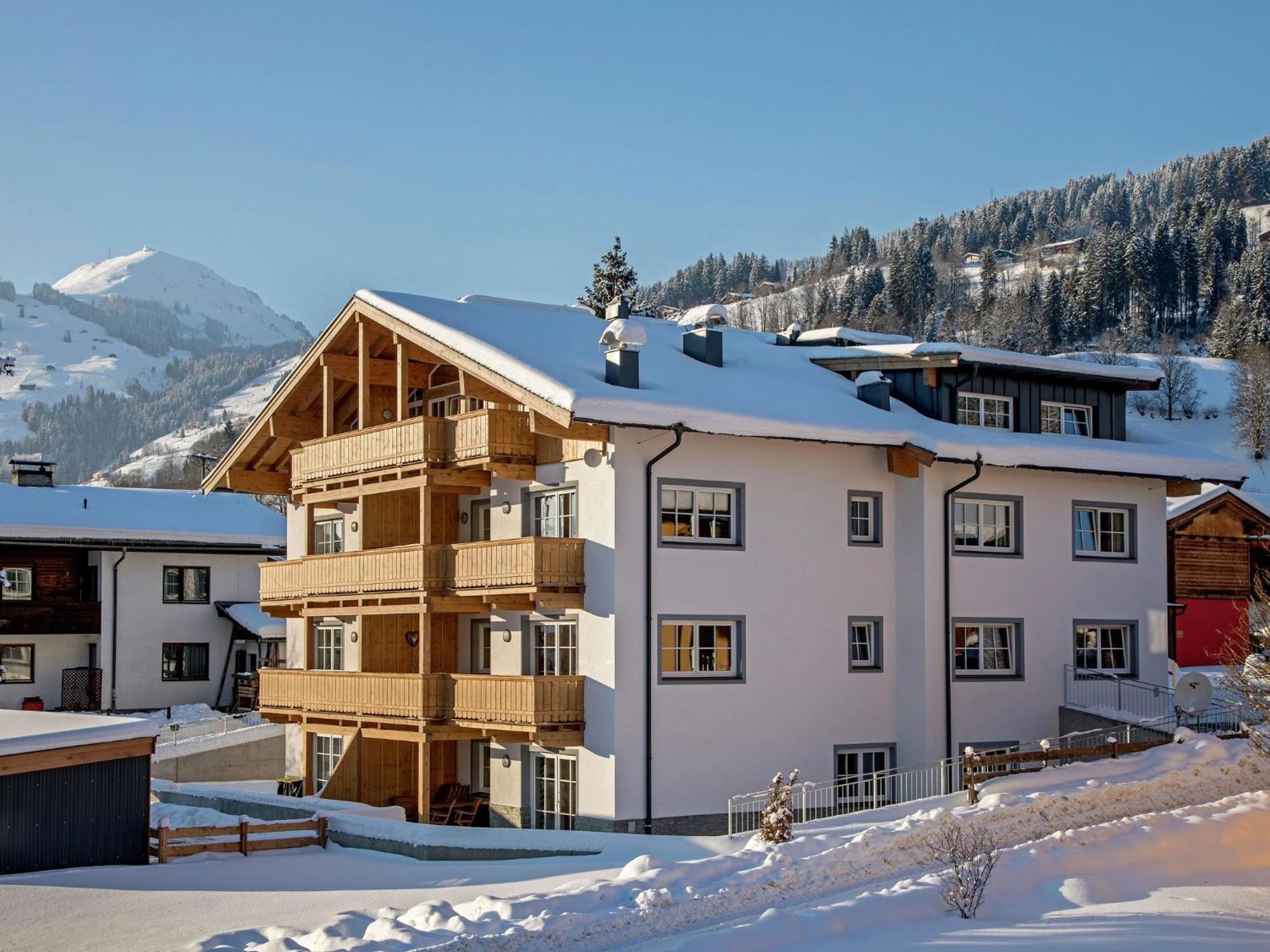 ブリクセン イン ターレLuxury Penthouse With Balcony Ski Storage Carport Liftアパートメント エクステリア 写真